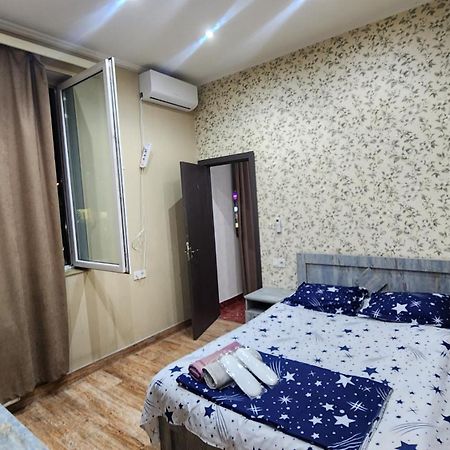 Hotel ,,Mega" Tbilisi Zewnętrze zdjęcie