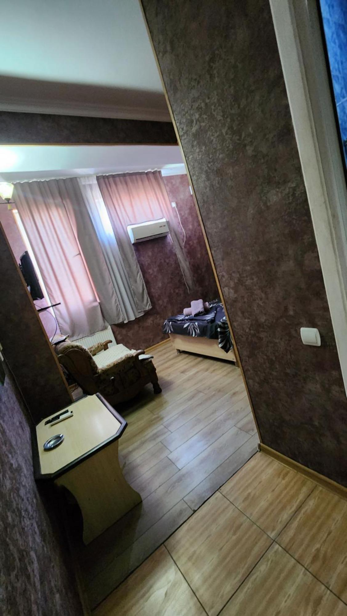 Hotel ,,Mega" Tbilisi Zewnętrze zdjęcie