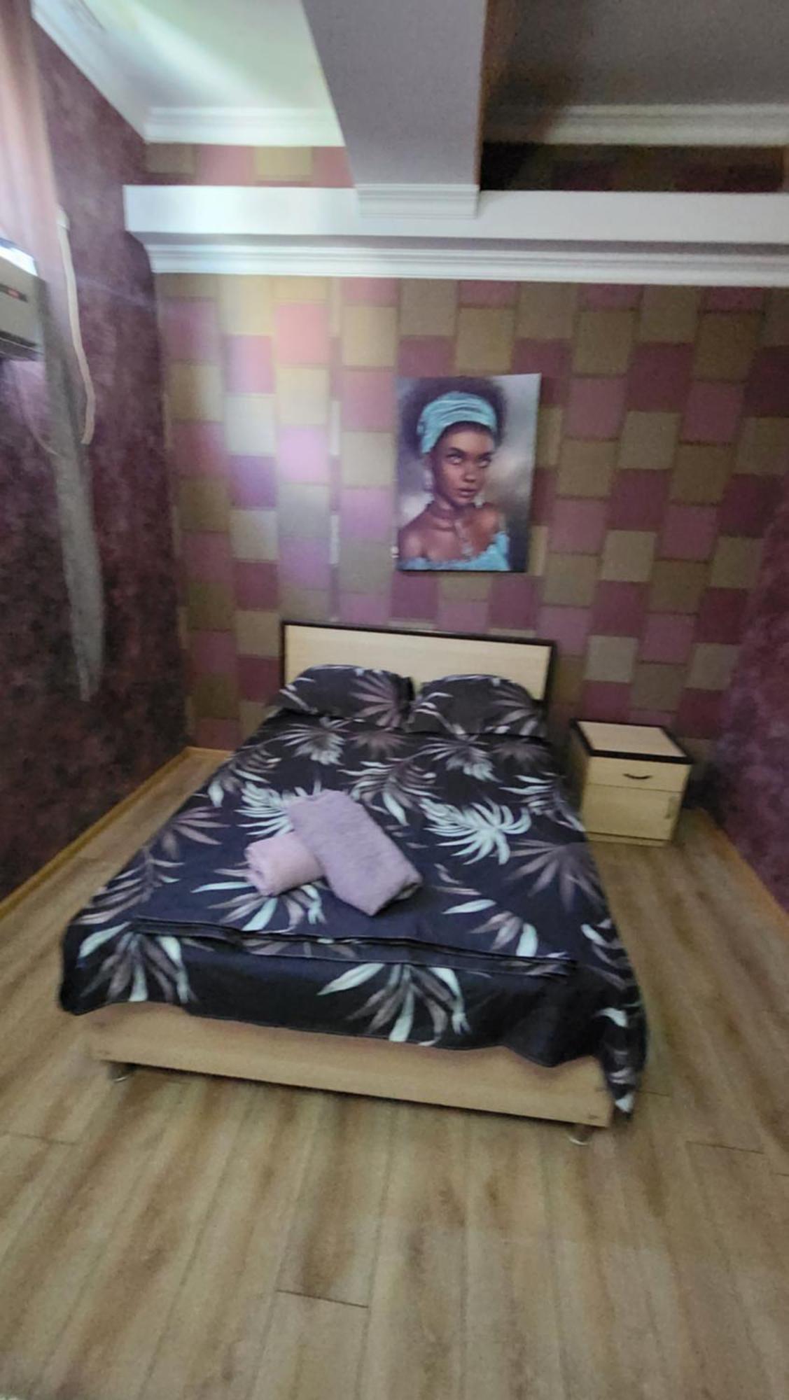 Hotel ,,Mega" Tbilisi Zewnętrze zdjęcie