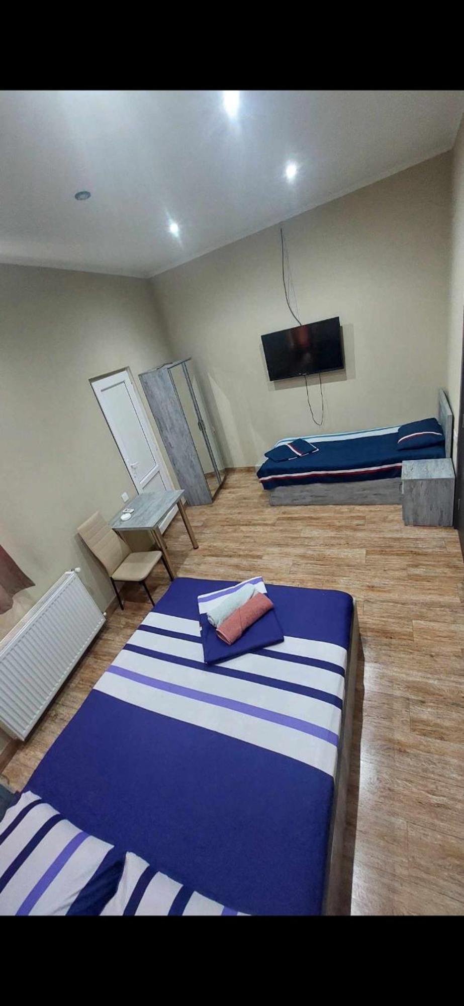 Hotel ,,Mega" Tbilisi Zewnętrze zdjęcie