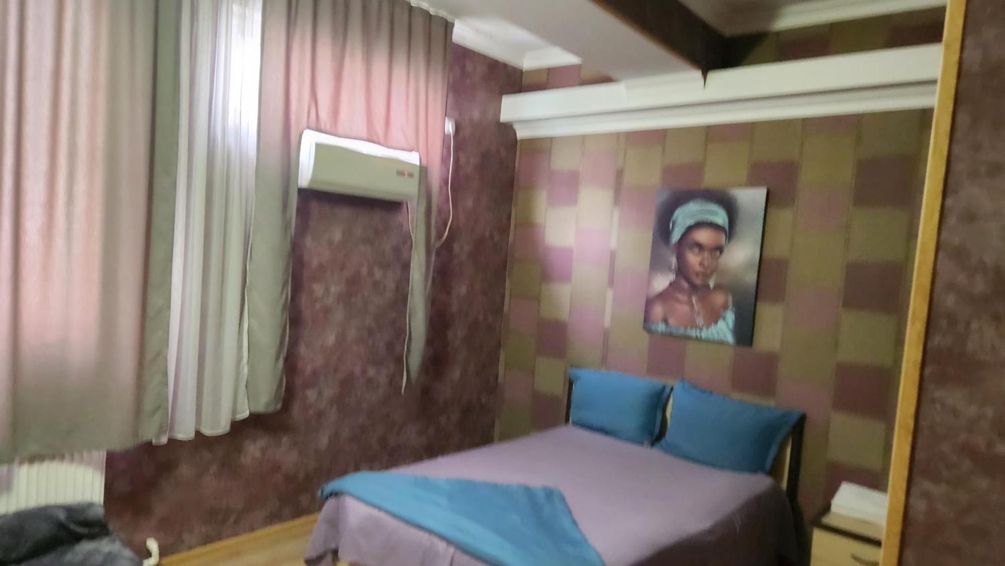 Hotel ,,Mega" Tbilisi Zewnętrze zdjęcie