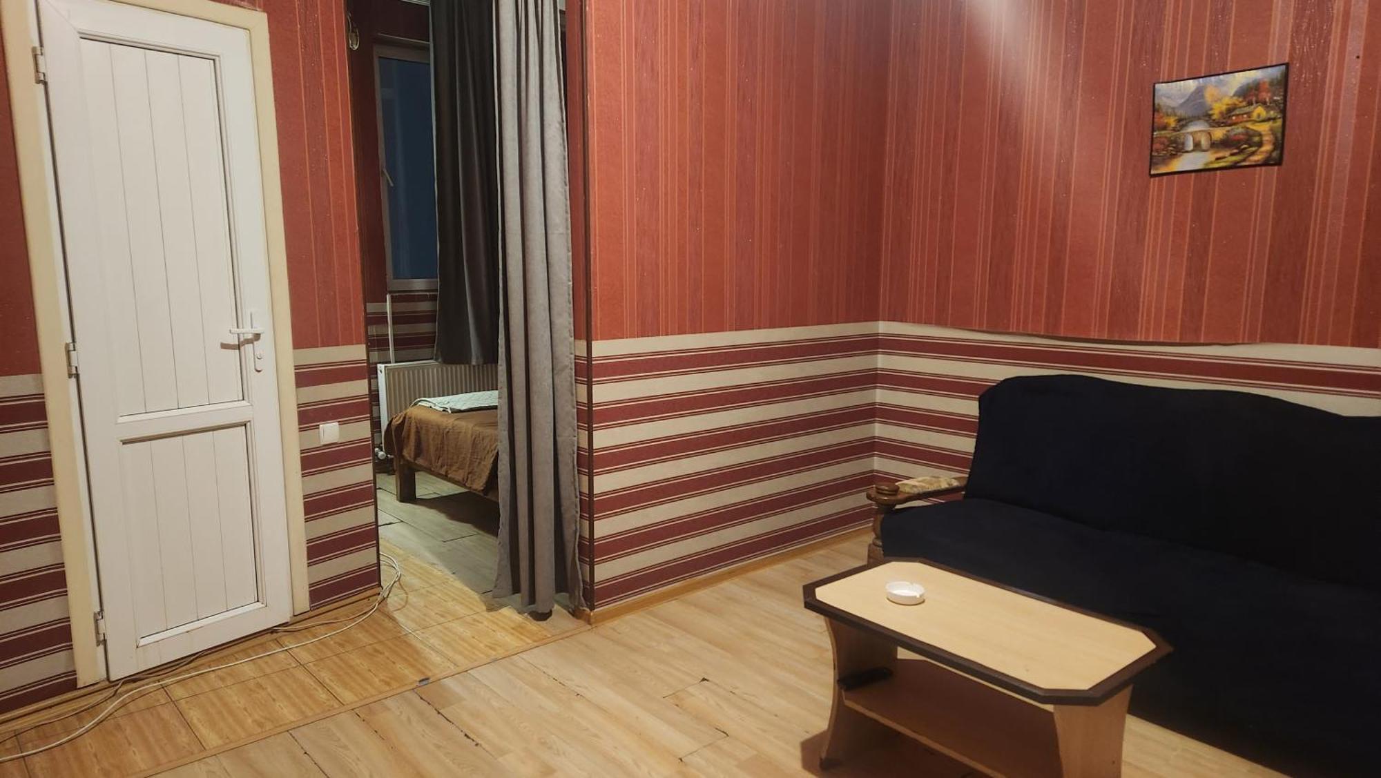 Hotel ,,Mega" Tbilisi Zewnętrze zdjęcie