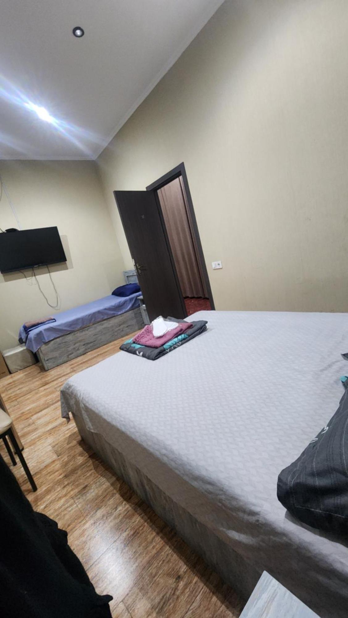 Hotel ,,Mega" Tbilisi Zewnętrze zdjęcie